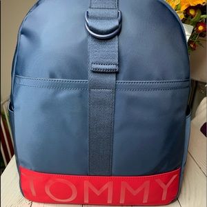 TOMMY HILFIGER Kanya II UNISEX NWT Large Backpack Navy and Red UNISEX